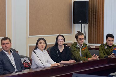 Парламент открыт для молодежи